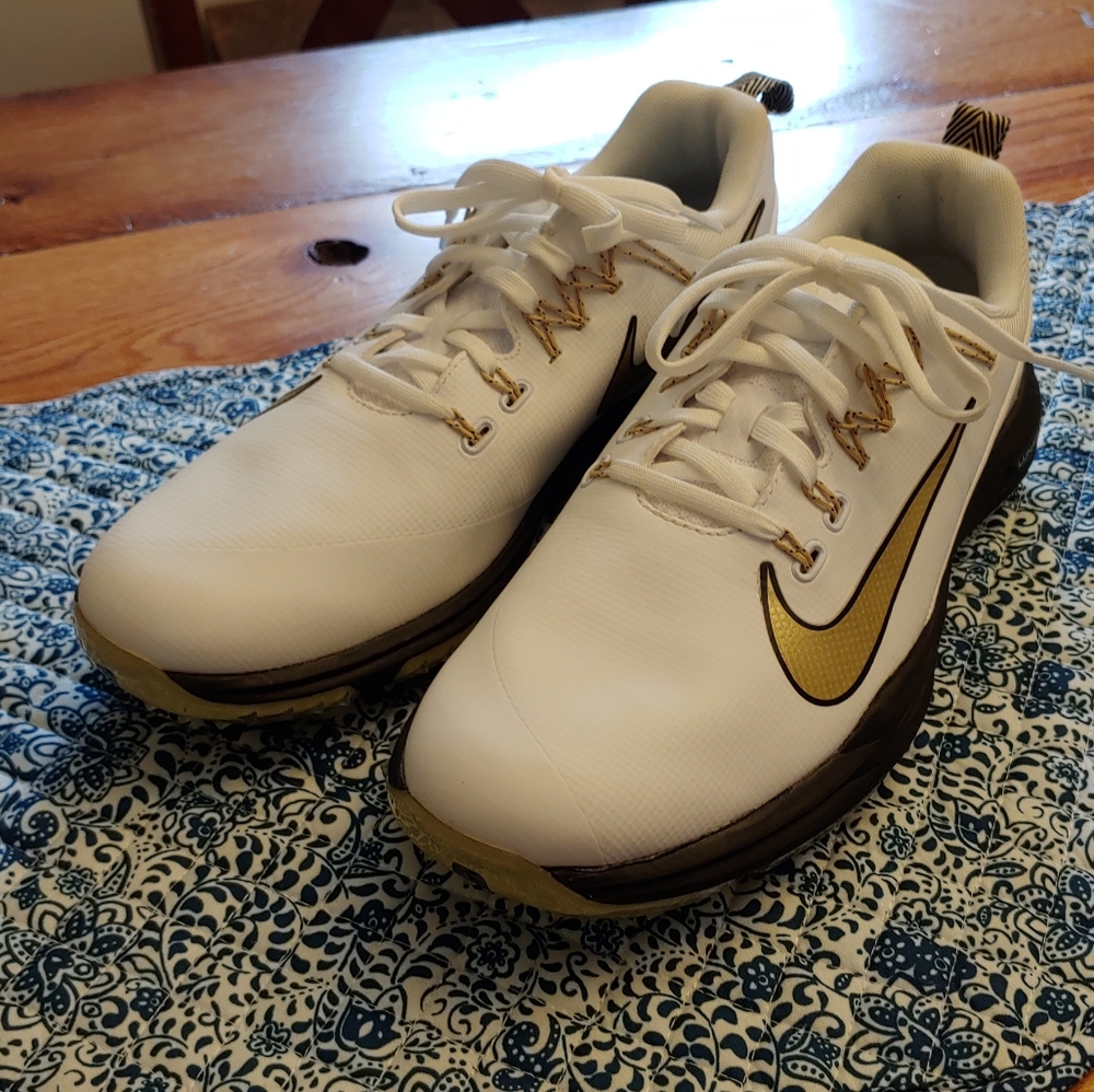 Nike Wake Forest Golf shoes